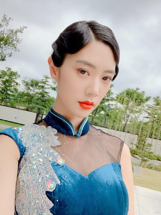 伊人淫app直播 热门3